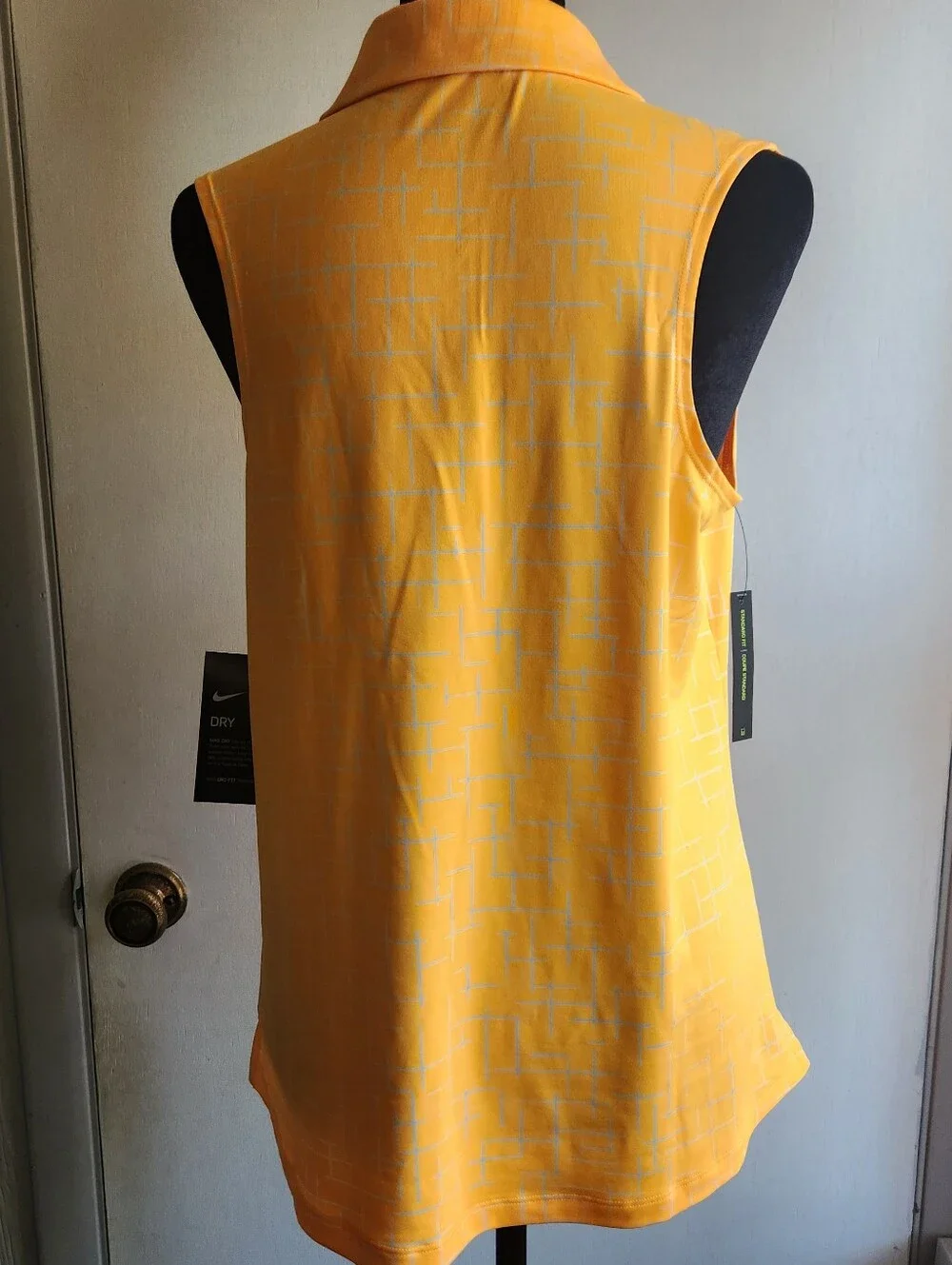 Nwt Nike golf sleevless polo women size M neon orange
